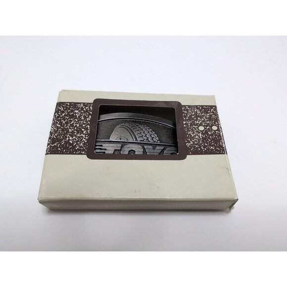 Vintage Toyo Tires Belt Buckle Made in Canada - Picture 9 of 12